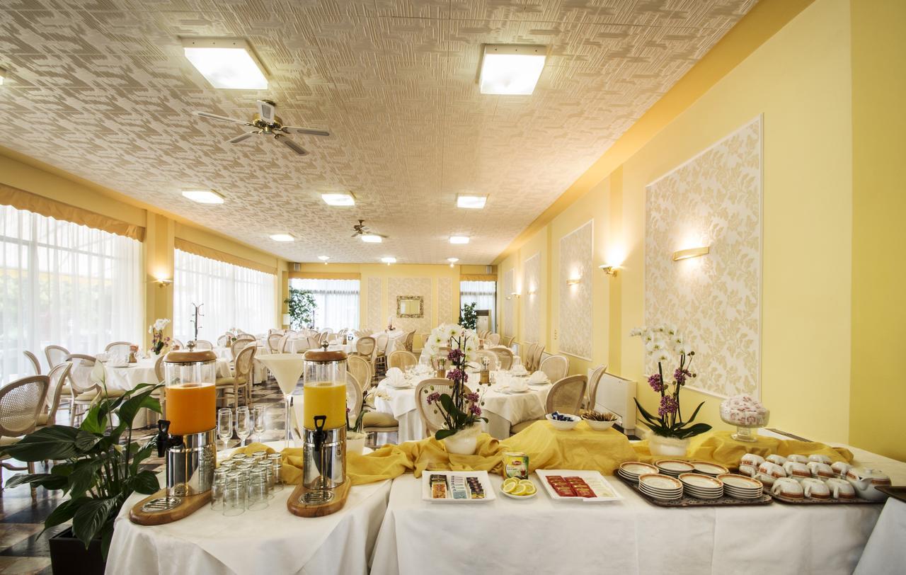 Hotel Conca D'Oro Salò Екстериор снимка